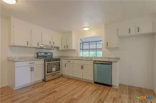 3041 Fm 671, Luling, TX 78648 - Photo 3