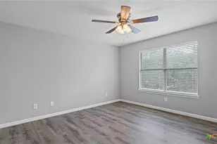 3013/3015 Green Mountain Dr, New Braunfels, TX 78130 - Photo 11