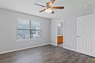 3013/3015 Green Mountain Dr, New Braunfels, TX 78130 - Photo 37