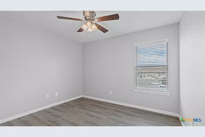 3013/3015 Green Mountain Drive, New Braunfels, TX 78130 - Photo 17