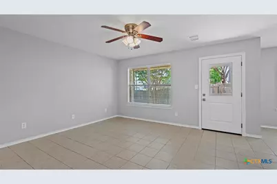 3013/3015 Green Mountain Drive, New Braunfels, TX 78130 - Photo 5