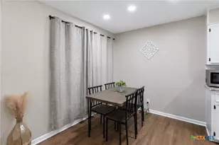 204 Timberlane Dr, Victoria, TX 77901 - Photo 7