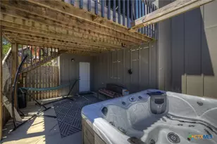 305 Lake Crest Dr, Spring Branch, TX 78070 - Photo 25