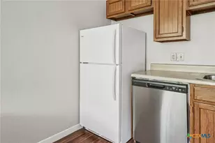 1634 Post Rd, San Marcos, TX 78666 - Photo 7