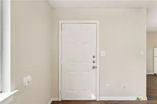 1634 Post Rd, San Marcos, TX 78666 - Photo 3