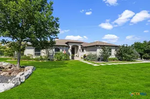 1627 Blush, New Braunfels, TX 78132 - Photo 3