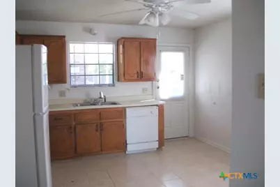 406 N Main Street #A, Copperas Cove, TX 76522 - Photo 3