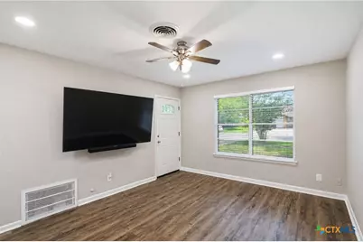 1607 Bexar Avenue, Victoria, TX 77901 - Photo 3