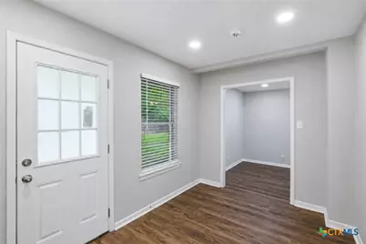 1607 Bexar Avenue, Victoria, TX 77901 - Photo 7