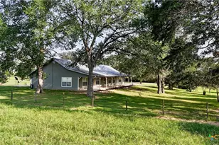 3545 E I 10 Frontage Rd, Schulenburg, TX 78956 - Photo 41
