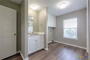 3545 E I 10 Frontage Rd, Schulenburg, TX 78956 - Photo 27
