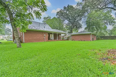 108 Fir Drive, Lake Jackson, TX 77566 - Photo 37