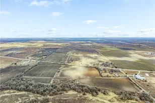 2884 Political Rd, Lockhart, TX 78644 - Photo 17