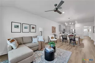 1018 College Ave, Troy, TX 76579 - Photo 5