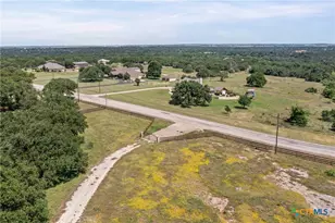 1306 Hidden Springs Dr, Salado, TX 76571 - Photo 23