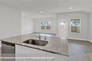 708 Peccary Ln, Seguin, TX 78155 - Photo 15