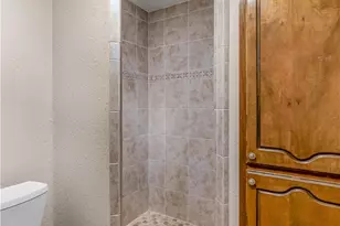 201 Sandra St, Inez, TX 77968 - Photo 17