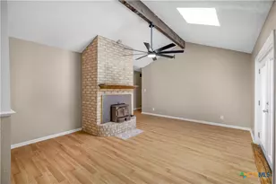201 Sandra St, Inez, TX 77968 - Photo 9
