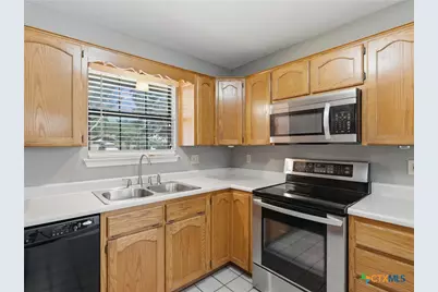 526 Riverside Drive, New Braunfels, TX 78130 - Photo 13