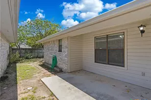 526 Riverside Dr, New Braunfels, TX 78130 - Photo 29