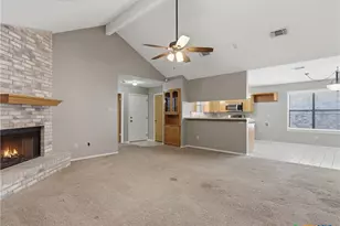 526 Riverside Dr, New Braunfels, TX 78130 - Photo 7