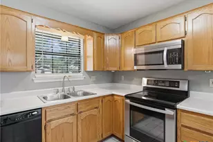 526 Riverside Dr, New Braunfels, TX 78130 - Photo 13