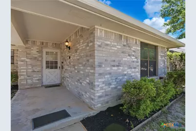 526 Riverside Drive, New Braunfels, TX 78130 - Photo 3