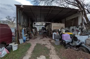 602 Andrews St, Gatesville, TX 76528 - Photo 7