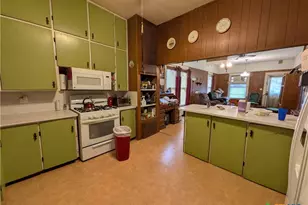 602 Andrews St, Gatesville, TX 76528 - Photo 11