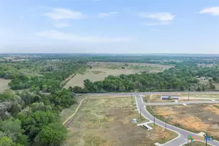 579 Lower Elgin Rd, Elgin, TX 78621 - Photo 13