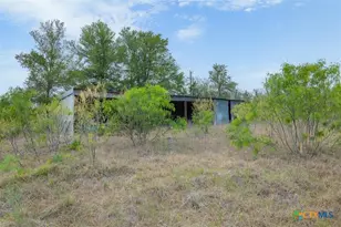 579 Lower Elgin Rd, Elgin, TX 78621 - Photo 17