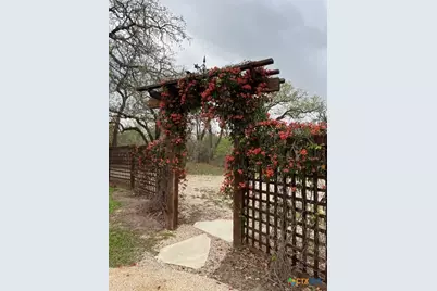 901 Spanish Oaks Boulevard, Lockhart, TX 78644 - Photo 29