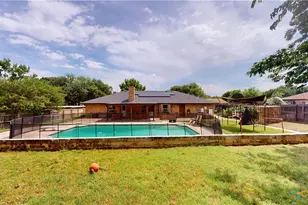 205 Red Oak Dr, Harker Heights, TX 76548 - Photo 15