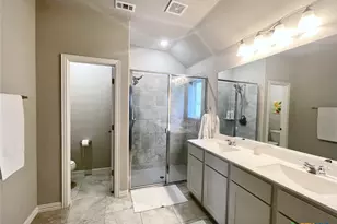 1212 Loma Rnch, New Braunfels, TX 78132 - Photo 11