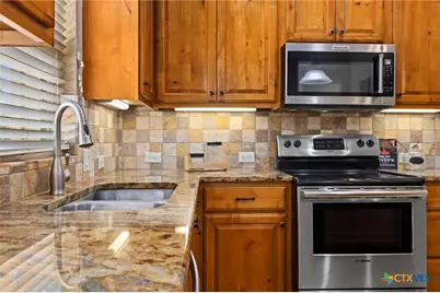 111 Swallow Court, Canyon Lake, TX 78133 - Photo 15