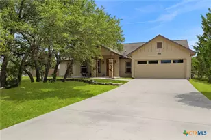 111 Swallow Ct, Canyon Lake, TX 78133 - Photo 3