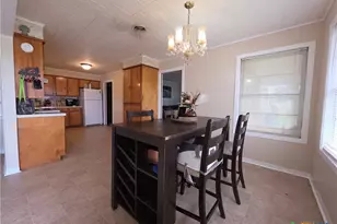 2865 Fm 1685, Victoria, TX 77905 - Photo 9