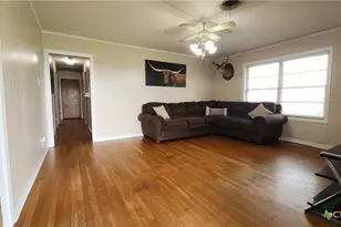 2865 Fm 1685, Victoria, TX 77905 - Photo 3