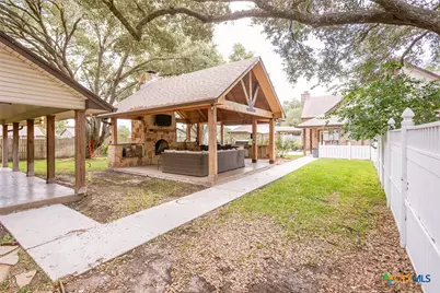 203 Champions Row, Victoria, TX 77904 - Photo 41