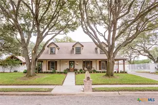 203 Champions Row, Victoria, TX 77904 - Photo 1