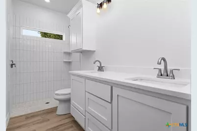 112 Rustic Woods, Marion, TX 78124 - Photo 13