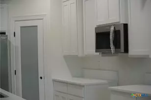 112 Rustic Woods, Marion, TX 78124 - Photo 9