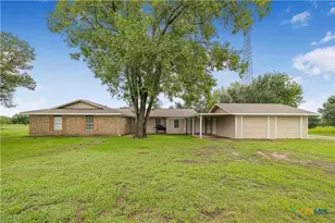 2631 Benbow Rd, Inez, TX 77968 - Photo 25