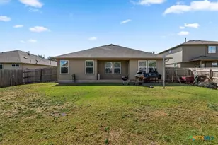 376 Musgrav, Kyle, TX 78640 - Photo 11