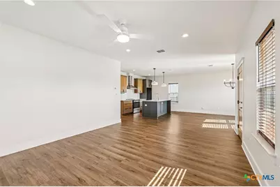 418 Stagecoach Trail, San Marcos, TX 78666 - Photo 9