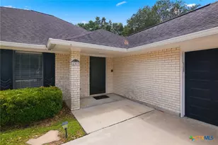 209 Champions Row, Victoria, TX 77904 - Photo 23