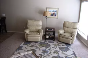 730 E Mather St, New Braunfels, TX 78130 - Photo 7