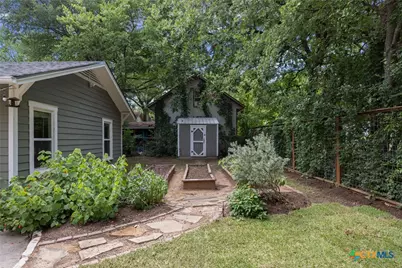 114 E 10th Avenue, Belton, TX 76513 - Photo 33