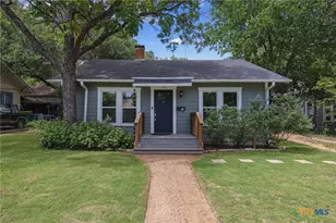 114 E 10th Ave, Belton, TX 76513 - Photo 1