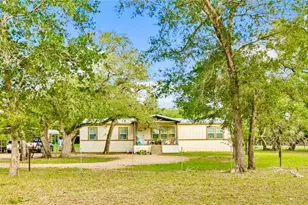 991 Co Rd 130, Edna, TX 77957 - Photo 3